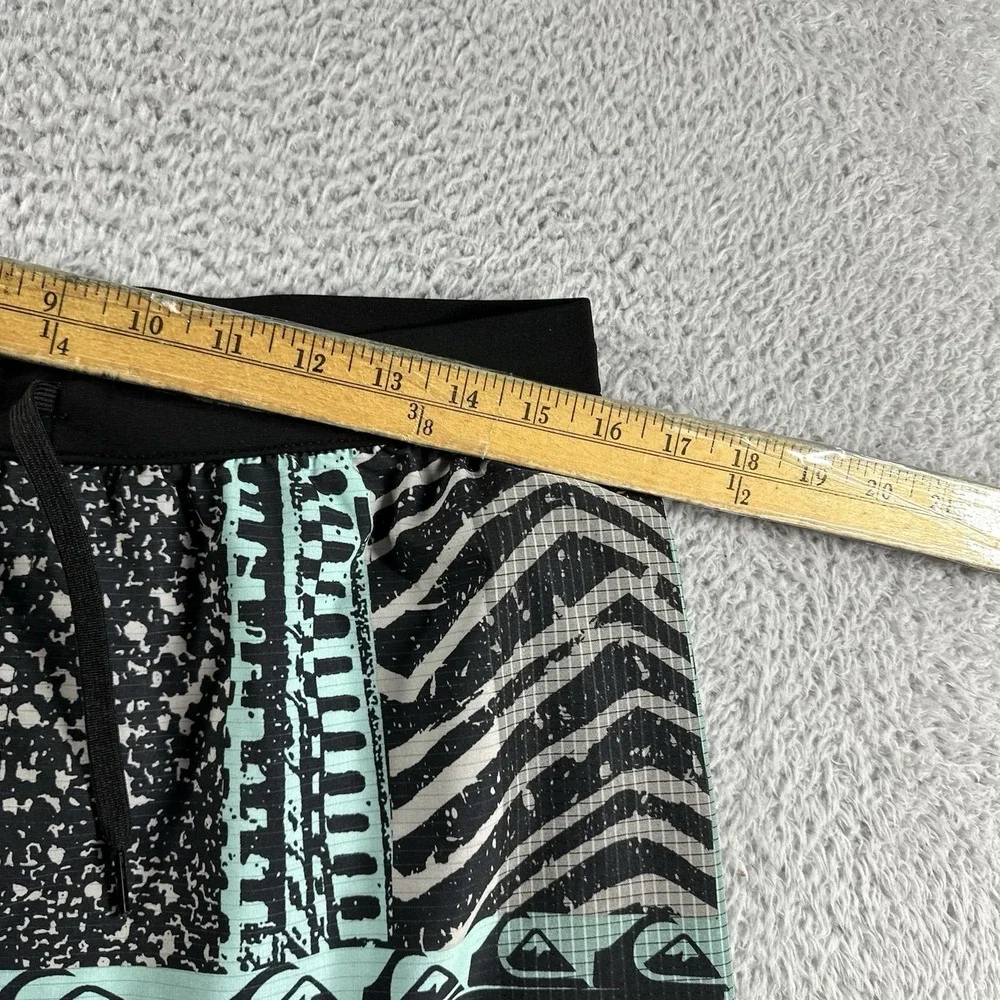QuickSilver‎ Board Shorts Mens XL Aztec Pattern AOP Elastic Waist Lightweight